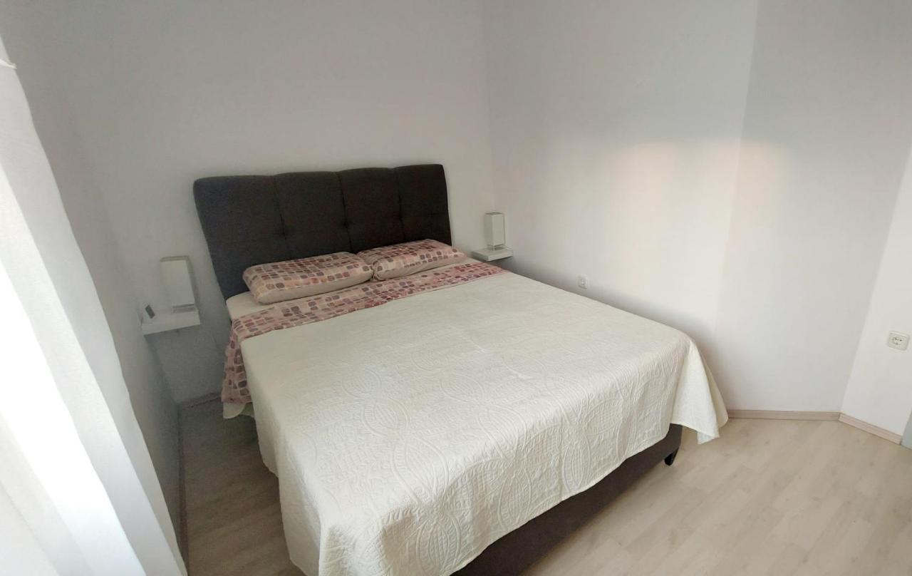 Apartman Near Fazana-500 From The Sea Extérieur photo